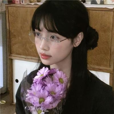 向阳处的她 在线观看